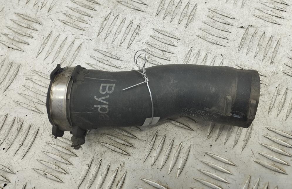 патрубок интеркулера Audi A6 C6 2006, 3.0 л., дизель, АКПП, серый, седан, 4F0145708C