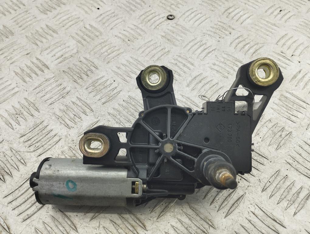 Двигатель стеклоочистителя заднего (моторчик дворников) Audi A4 B5 1998, 1.8 л., бензин, МКПП, зелёный, универсал, 8L0955711A