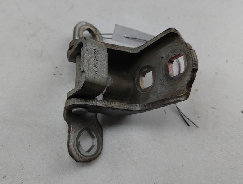 петля двери Renault Scenic II 2006, серый, минивэн, 029139H