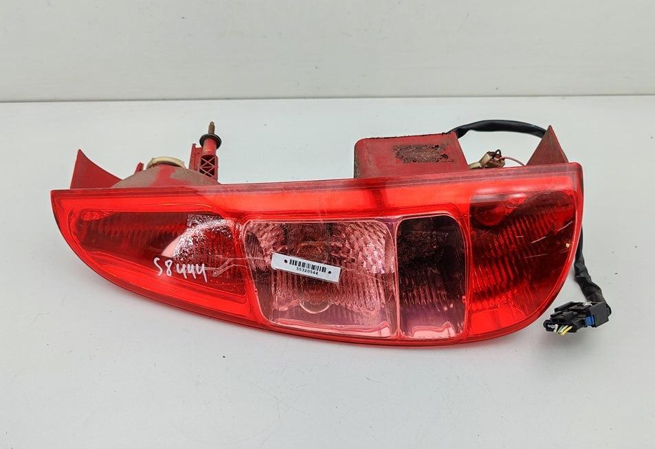фонарь задний правый Peugeot 807 2005, 2.2 л., дизель, МКПП, серый, минивэн