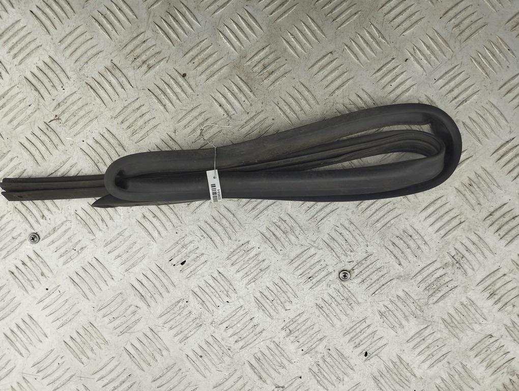 уплотнитель Peugeot 307 2004, 2.0 л., дизель, МКПП, серый, хетчбэк 5 дв.