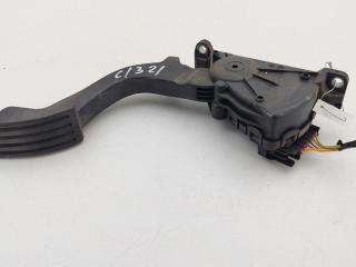 педаль Ford Focus 2 поколение [рестайлинг] 2007, 2.0 л., бензин, МКПП, чёрный, хетчбэк 3 дв., 4M519F836AH