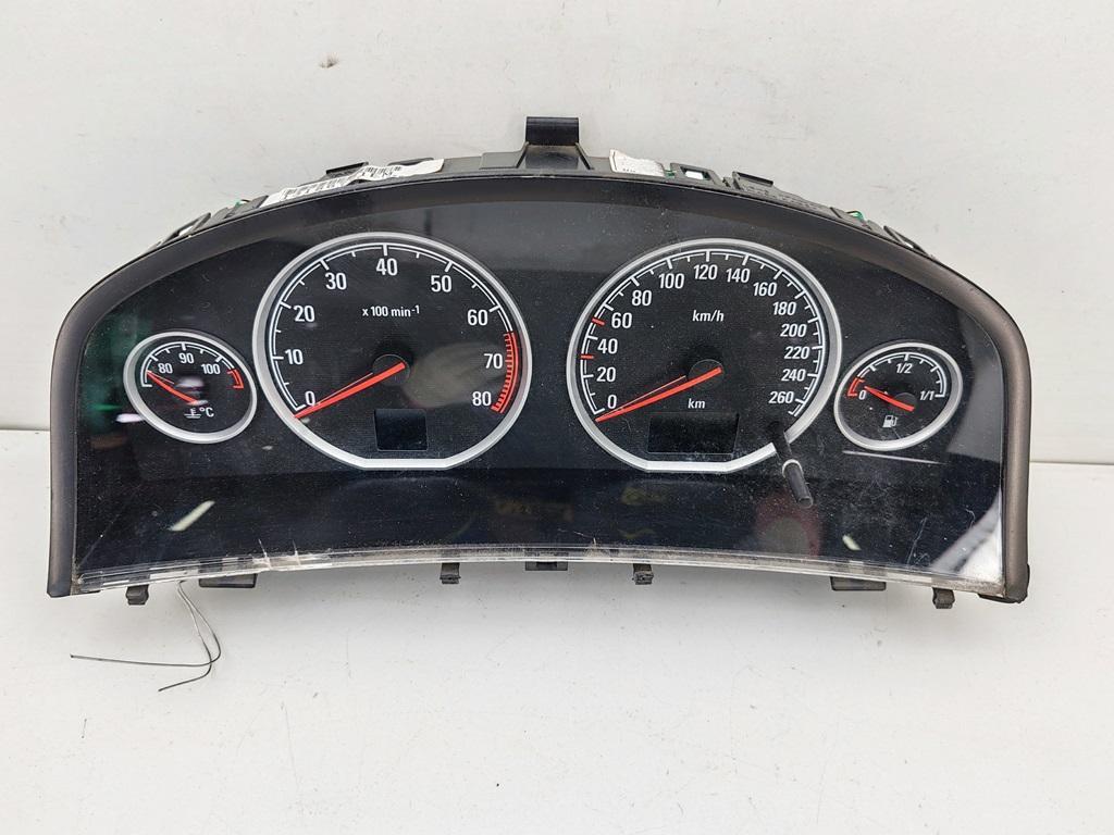 приборная панель Opel Vectra C 2005, 2.2 л., бензин, МКПП, серый, универсал, 13186701