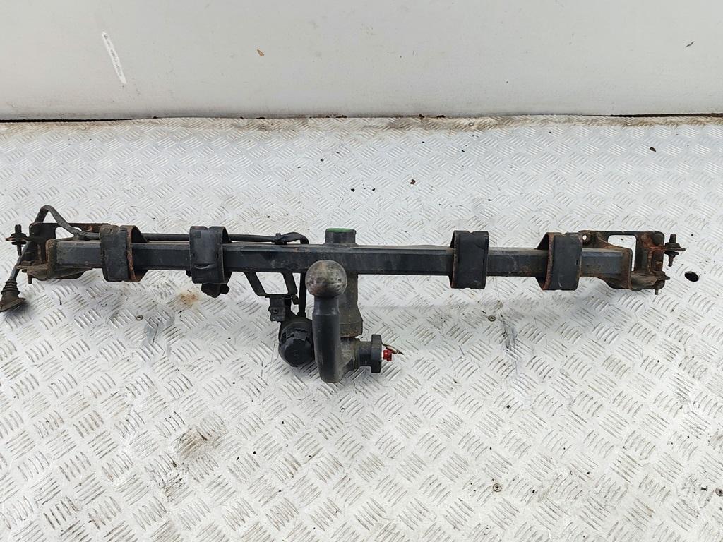 прицепное устройство (фаркоп) Mercedes-Benz C-Класс W203/S203/CL203 2002, 2.2 л., дизель, МКПП, серый, универсал - фото №1