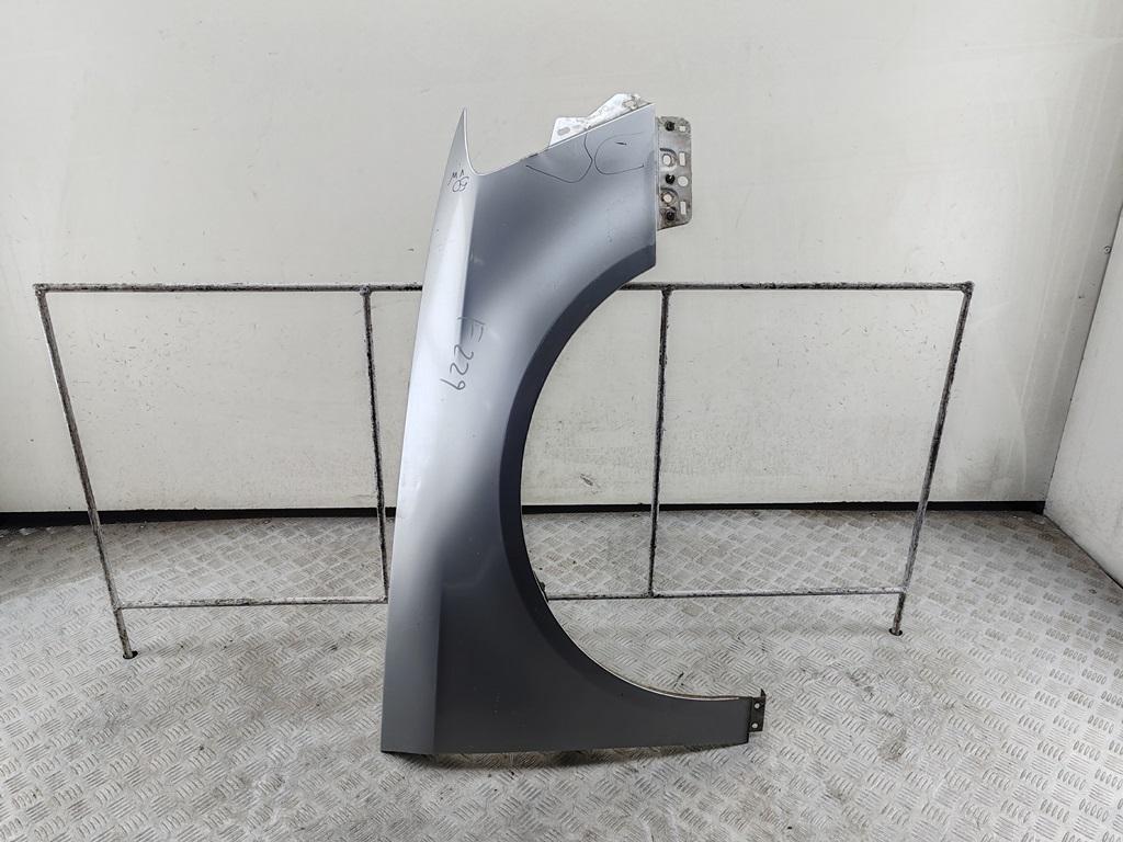 крыло переднее правое Volkswagen Passat B6 2007, 2.0 л., дизель, МКПП, серый, седан
