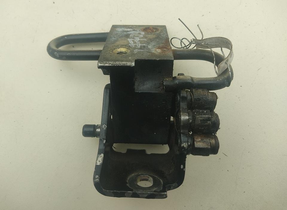 петля двери Volkswagen Golf-4 2000, чёрный, хетчбэк 3 дв., 4B08314411B