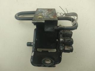 петля двери Volkswagen Golf-4 2000, чёрный, хетчбэк 3 дв., 4B08314411B