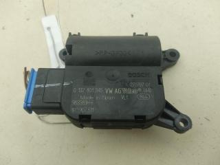 моторчик заслонки печки Volkswagen Golf 5 поколение 2007, 1.4 л., бензин, МКПП, чёрный, универсал, 1K0907511