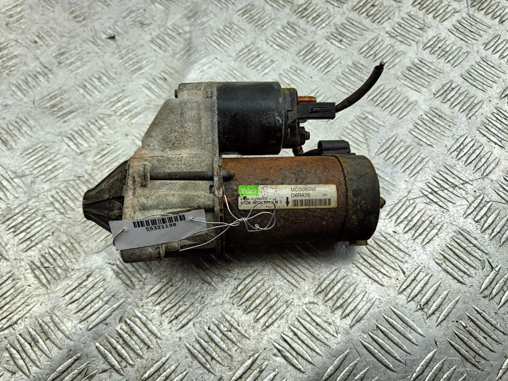 стартер Mitsubishi Carisma 1998, 1.6 л., бензин, МКПП, серый, хетчбэк 5 дв., MD308088