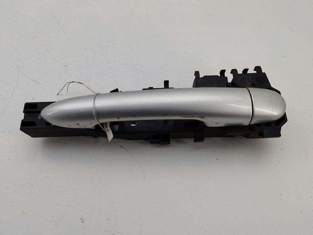 ручка наружная передняя правая Renault Scenic II 2006, 1.6 л., бензин, МКПП, серый, минивэн, 8200028464