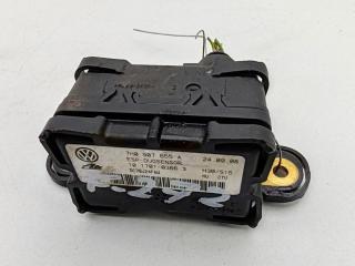 датчик ускорения Volkswagen Touran 2008, 2.0 л., дизель, МКПП, синий, минивэн, 7H0907655A