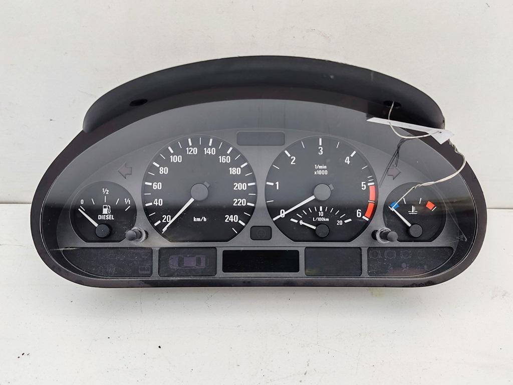 приборная панель BMW 3 E46 2005, 2.0 л., дизель, МКПП, серый, универсал, 6956971