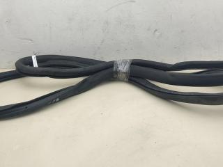 уплотнитель двери Volkswagen Passat B6 2008, 1.8 л., бензин, МКПП, серый, универсал