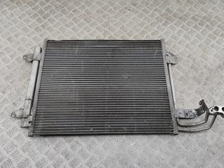 радиатор кондиционера Volkswagen Touran 2004, 2.0 л., дизель, МКПП, серый, минивэн