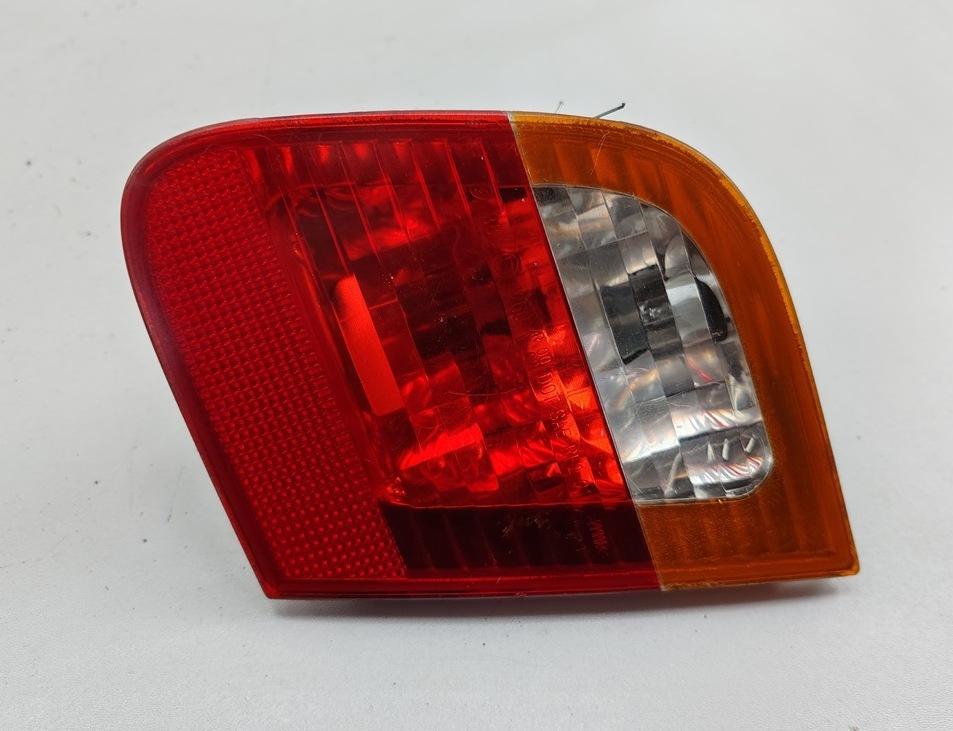 фонарь крышки багажника правый BMW 3 E46 2002, 2.0 л., бензин, МКПП, серый, седан, 6907946