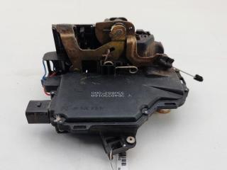 замок двери задней правой Volkswagen Passat B5 2000, 1.6 л., бензин, МКПП, красный, универсал, 3B4839016A