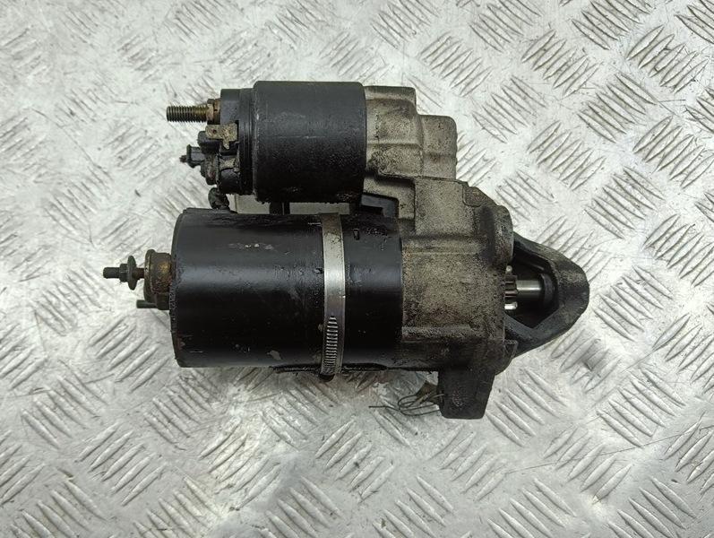 стартер Volkswagen Passat B5 2000, 1.6 л., бензин, МКПП, красный, универсал, 058911023B