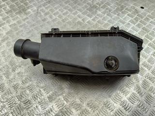 корпус воздушного фильтра Mercedes-Benz M-Class ML W163 2004, 2.7 л., дизель, АКПП, чёрный, внедорожник 5 дв., 6120900901, 6110902301
