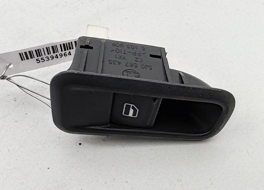 кнопка стеклоподъемника переднего правого Skoda Fabia mk2 (5J) 2009, 1.2 л., бензин, МКПП, серый, хетчбэк 5 дв., 5J0959855