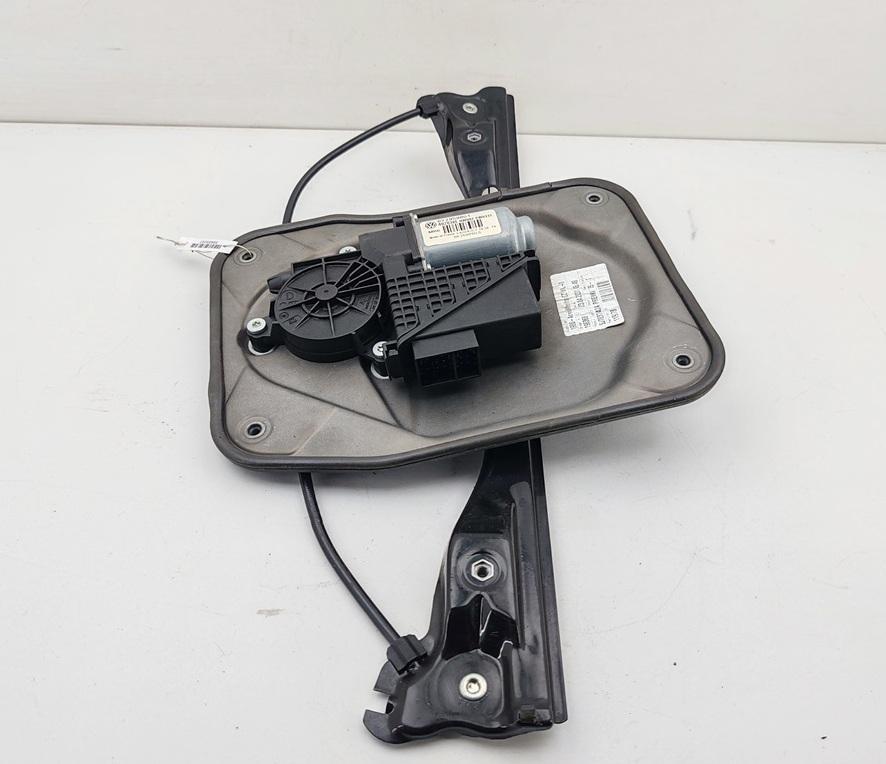 стеклоподъемник электрический передний правый Skoda Roomster 2007, 1.9 л., дизель, МКПП, синий, универсал, 5J7837402A