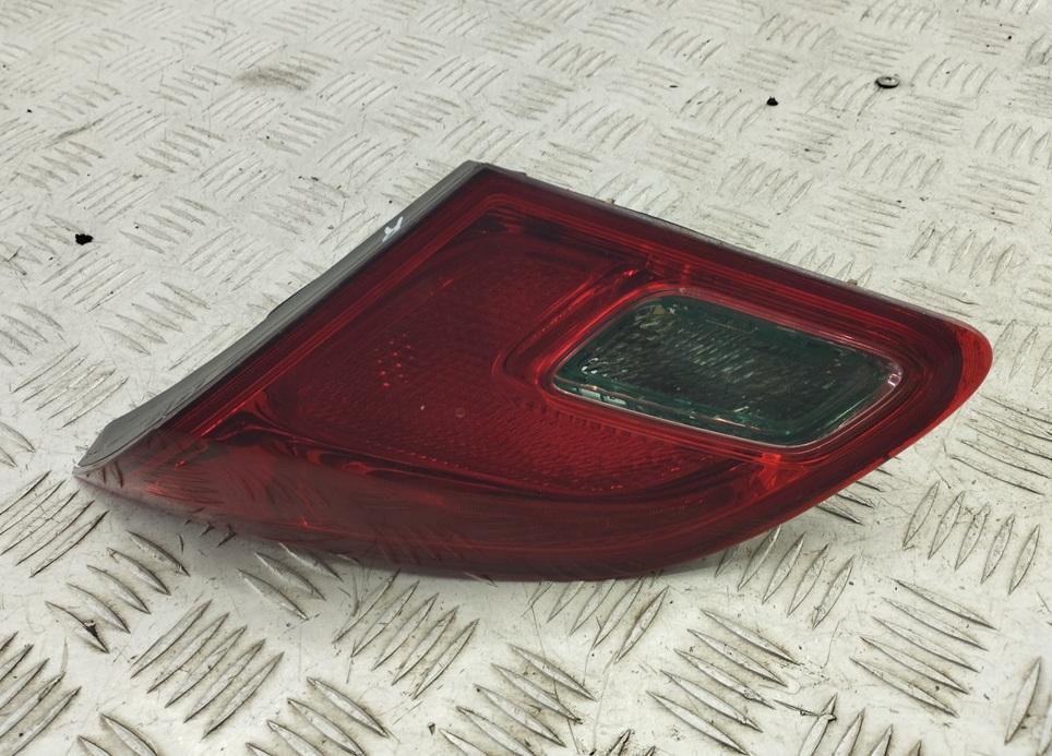 фонарь крышки багажника правый Opel Astra J 2010, 2.0 л., дизель, МКПП, чёрный, хетчбэк 5 дв., 216402