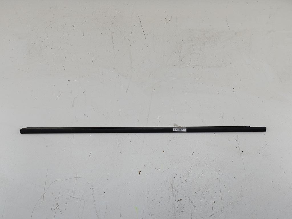 Молдинг стекла двери наружный Volkswagen Sharan 2002, 1.9 л., дизель, МКПП, серый, минивэн