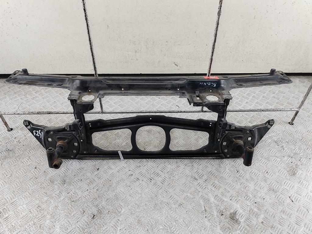 Рамка радиатора BMW 3 E46 2002, 2.0 л., дизель, МКПП, зелёный, универсал