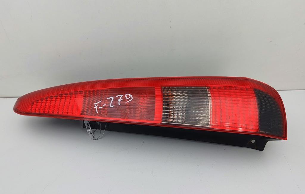 фонарь задний правый Ford Fusion 2002, 1.4 л., бензин, МКПП, серый, хетчбэк 5 дв., 2N1113A602B