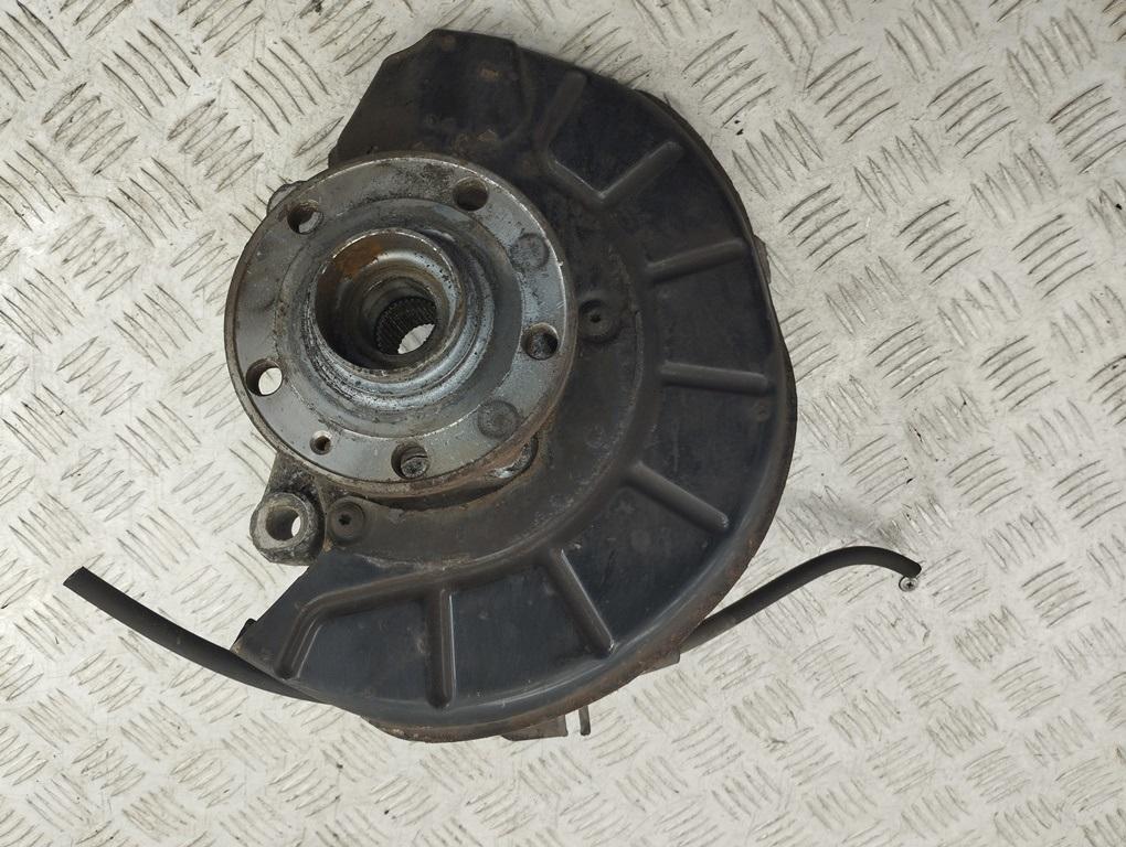 ступица передняя правая Volkswagen Passat B6 2007, 2.0 л., дизель, МКПП, синий, универсал