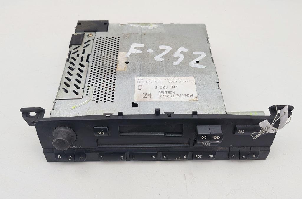 магнитола BMW 3 E46 2002, 2.0 л., дизель, МКПП, зелёный, универсал, 6923841