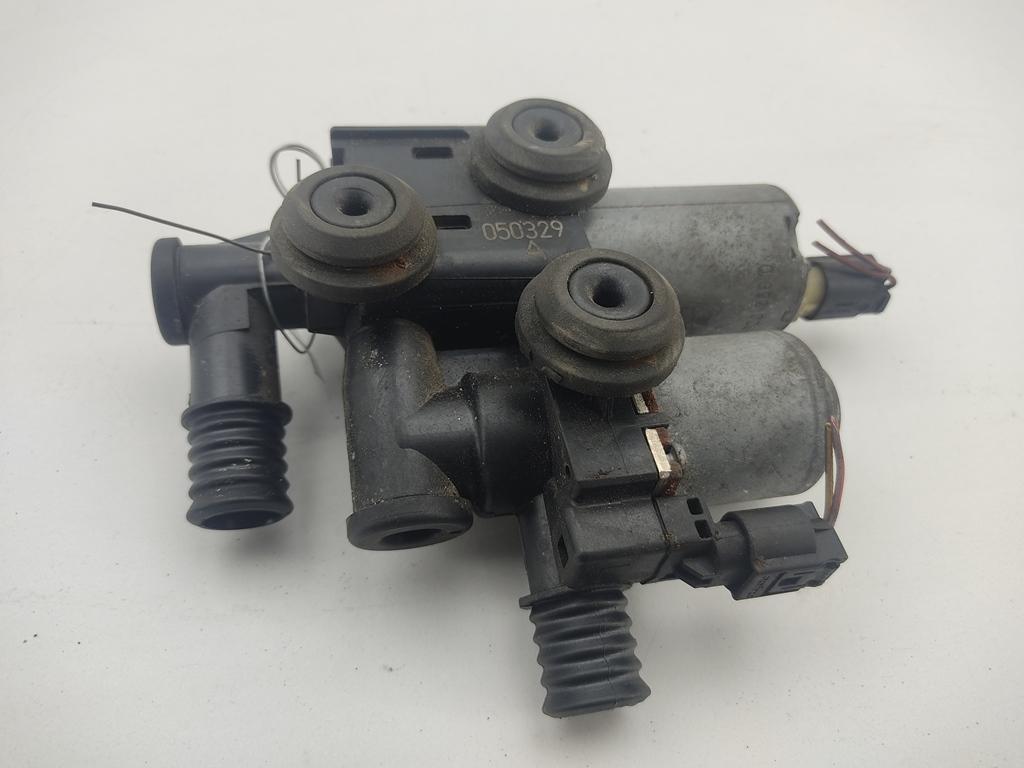 кран отопителя (печки) BMW 3 E46 2005, 2.0 л., дизель, МКПП, синий, универсал, 8369807