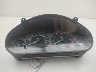 приборная панель BMW 3 E36 1995, 1.6 л., бензин, МКПП, красный, хетчбэк 3 дв., 8360482