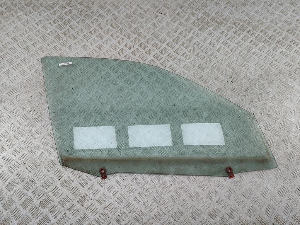 стекло двери передней правой BMW 3 E46 2001, 1.9 л., бензин, МКПП, зелёный, универсал