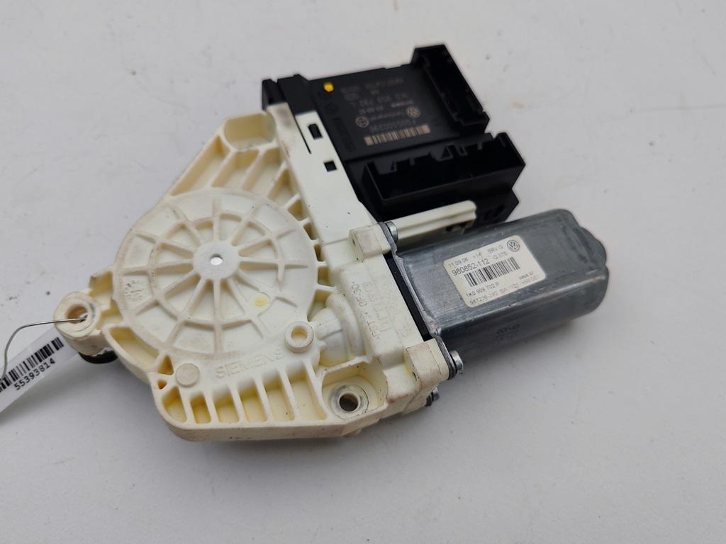 моторчик стеклоподъемника передний правый Volkswagen Passat B6 2006, 1.9 л., дизель, МКПП, синий, универсал, 1K0959702P