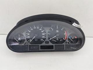 приборная панель BMW 3 серия E46 [рестайлинг] 2002, 2.0 л., дизель, МКПП, зелёный, универсал, 0263639080