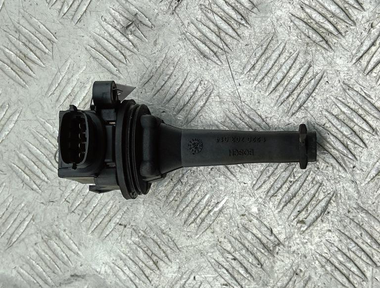 катушка зажигания Volvo V70 2001, 2.4 л., бензин, МКПП, чёрный, универсал, 9125601