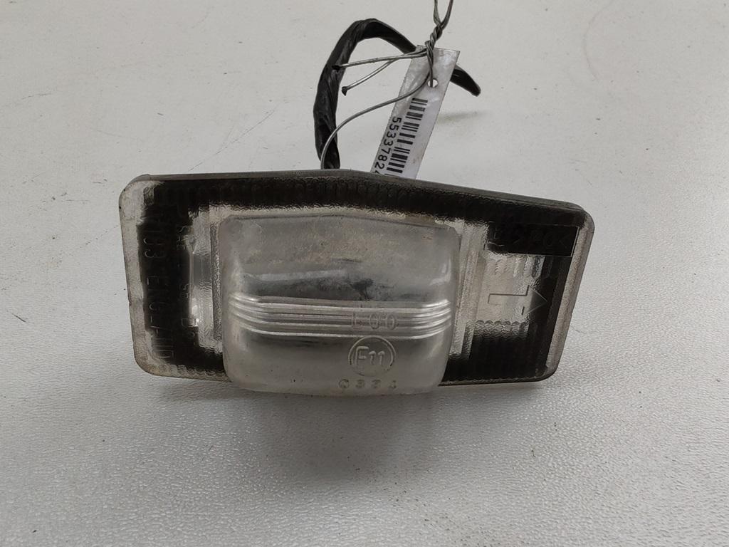 подсветка номера Ford Maverick 2001, 2.0 л., бензин, МКПП, чёрный, внедорожник 5 дв. - фото №1