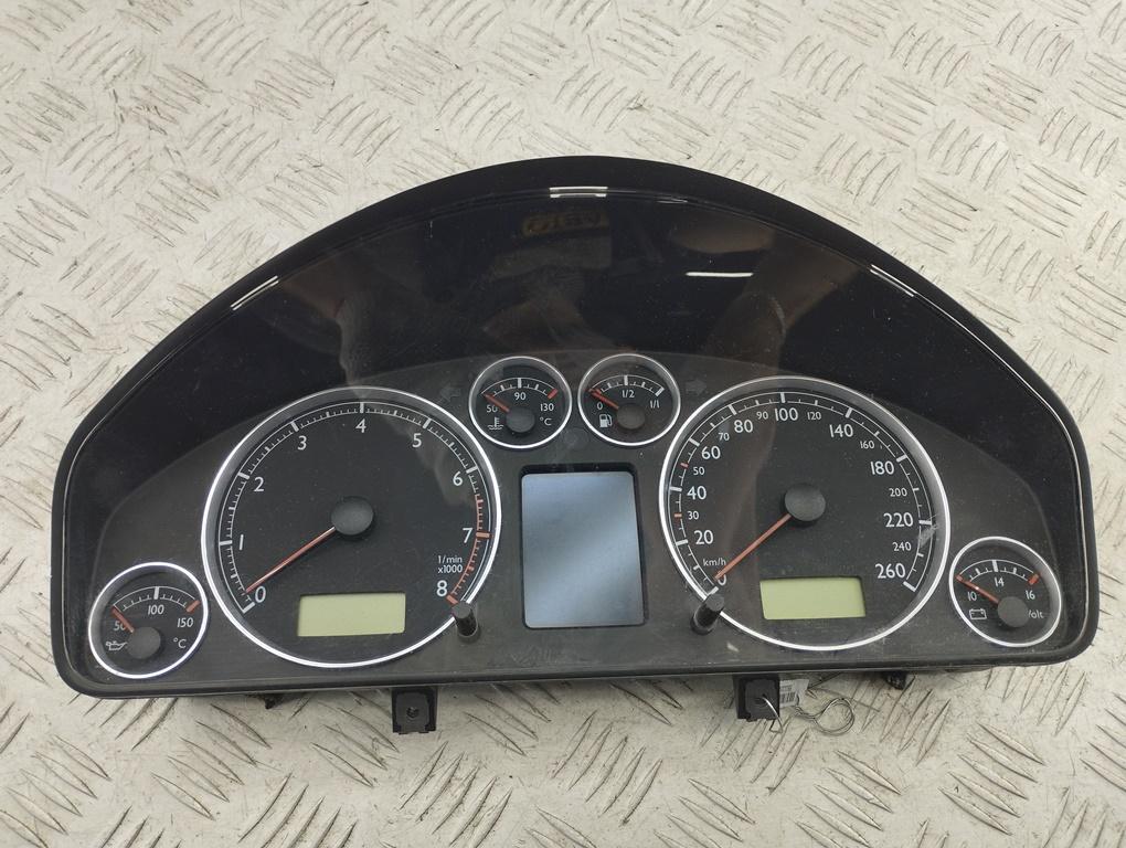 приборная панель Volkswagen Sharan 2002, 1.8 л., бензин, МКПП, чёрный, минивэн, 7M3920840M
