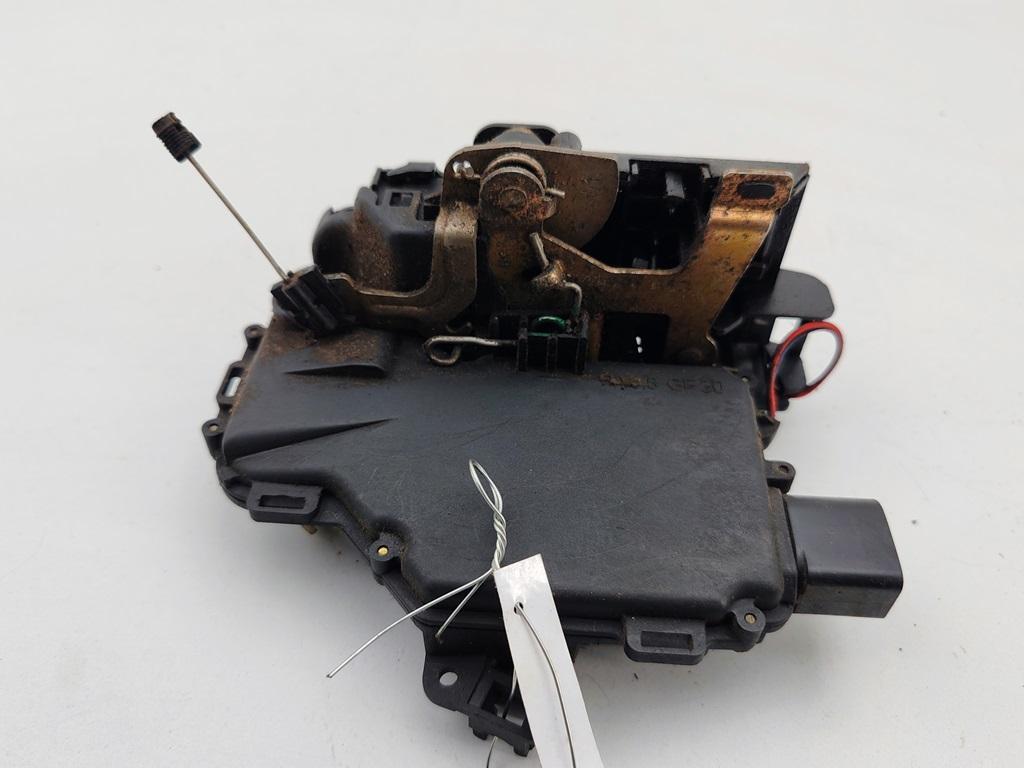 замок двери передней левой Skoda Octavia mk1 (A4 1U) 2000, 1.9 л., дизель, МКПП, серый, универсал