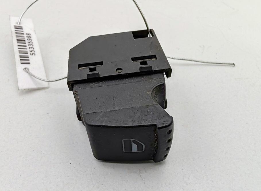 кнопка стеклоподъемника переднего правого Volkswagen Sharan 2002, 1.9 л., дизель, МКПП, серый, минивэн, 7M3959855