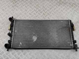 радиатор охлаждения Skoda Fabia mk2 (5J) 2011, 1.2 л., бензин, МКПП, красный, хетчбэк 5 дв., 6R0121253A