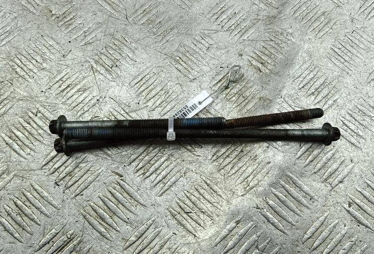 Болт крепления Mercedes-Benz Vaneo W414 2002, 1.9 л., бензин, МКПП, чёрный, минивэн