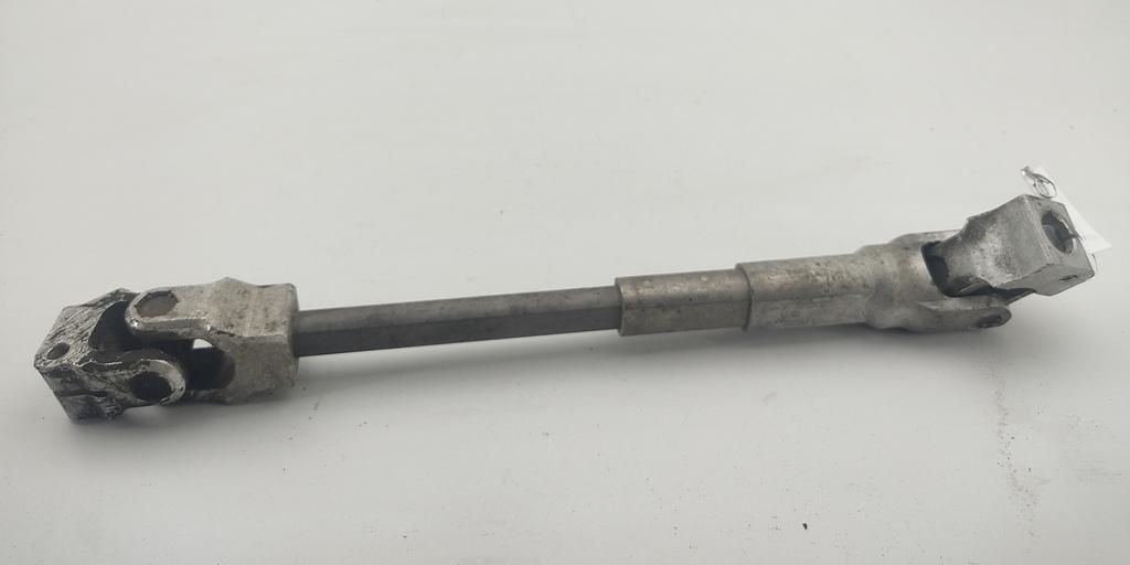 рулевой карданчик BMW 3 E90/E91/E92/E93 2007, 2.0 л., бензин, МКПП, красный, универсал, 6769157