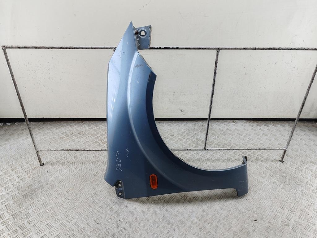 крыло переднее правое Ford Fiesta 2006, 1.3 л., бензин, МКПП, серый, хетчбэк 5 дв.
