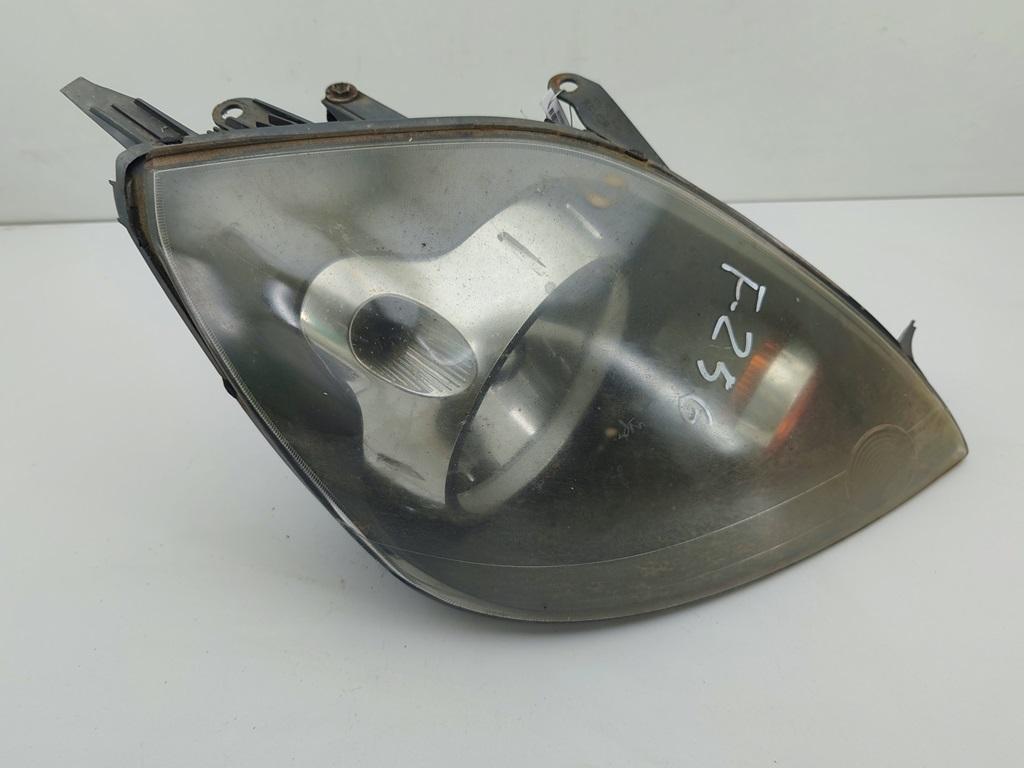 фара правая Ford Fiesta 2006, 1.3 л., бензин, МКПП, серый, хетчбэк 5 дв., 6S6113W029AD