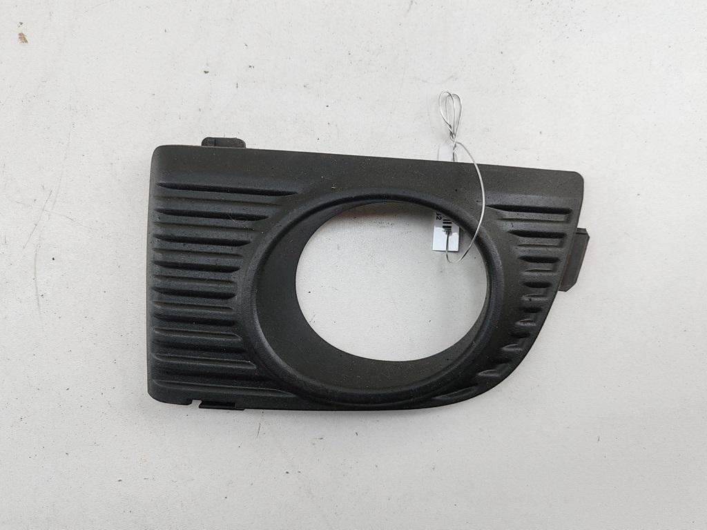 рамка фары противотуманной правой Subaru Legacy 2002, 2.0 л., бензин, АКПП, серый, универсал, 57731AE300