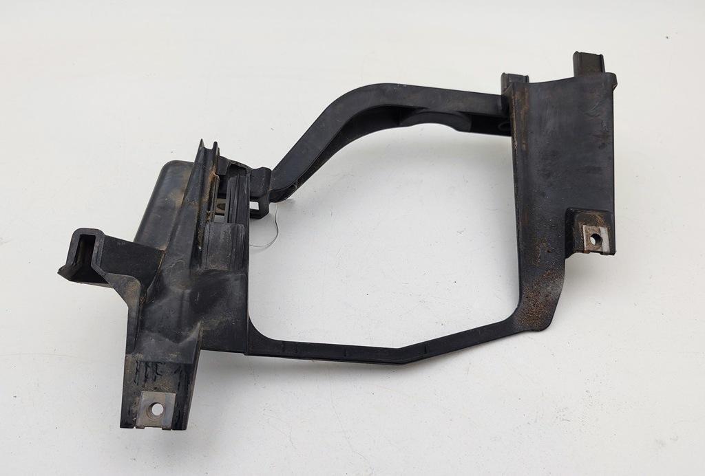 крепление фары левой BMW 5 E60/E61 2003, 3.0 л., бензин, АКПП, серый, седан, 158737-00