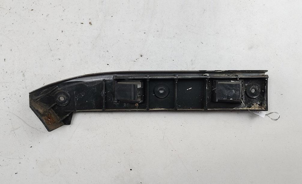 кронштейн переднего бампера Volkswagen Golf-4 2002, 1.6 л., бензин, МКПП, серый, хетчбэк 5 дв., 1J0807184A