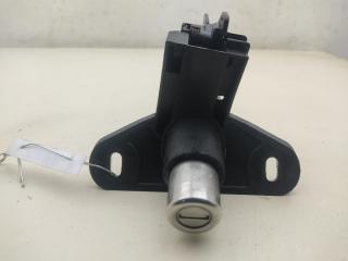 кнопка открытия багажника Opel Zafira A 2004, 2.2 л., бензин, АКПП, чёрный, минивэн