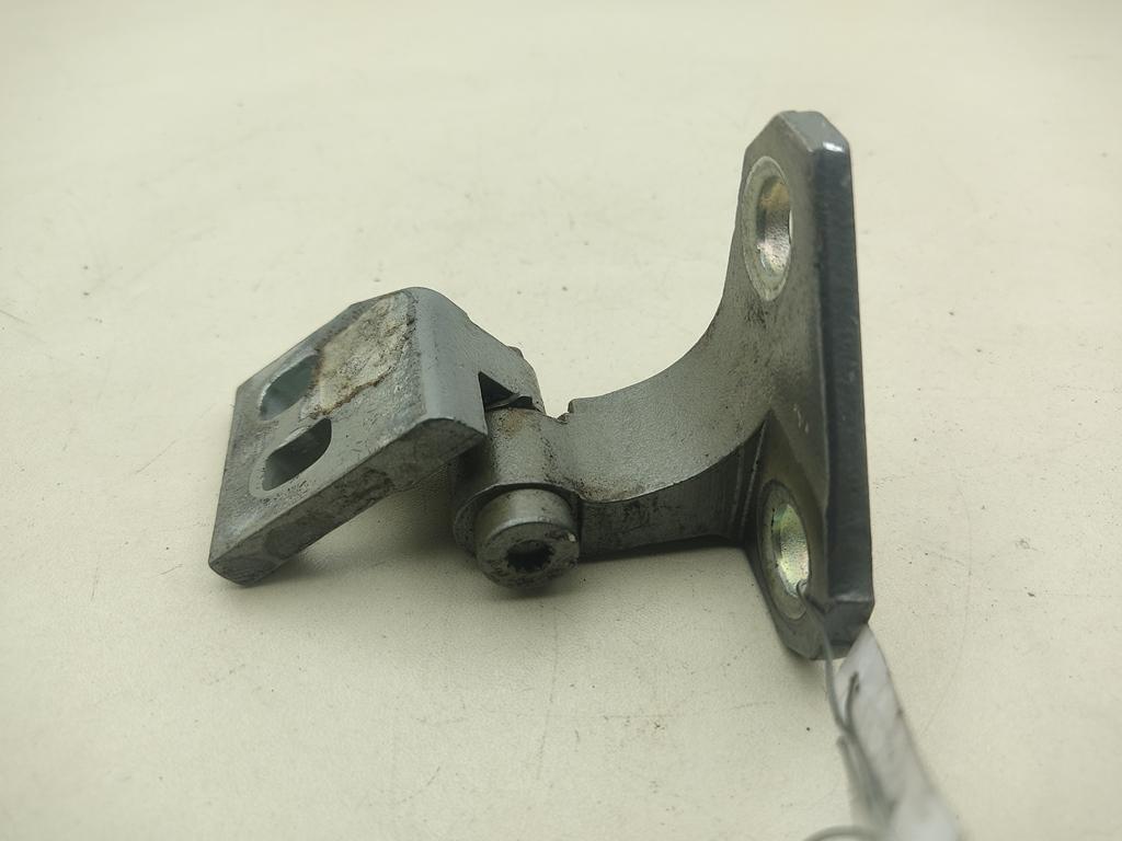 петля двери Volkswagen Golf-6 2010, серый, хетчбэк 5 дв., 1K0831402M